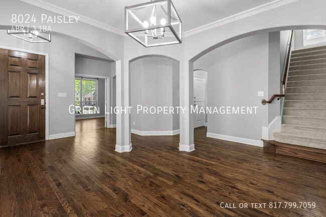 Building Photo - 8024 Paisley-