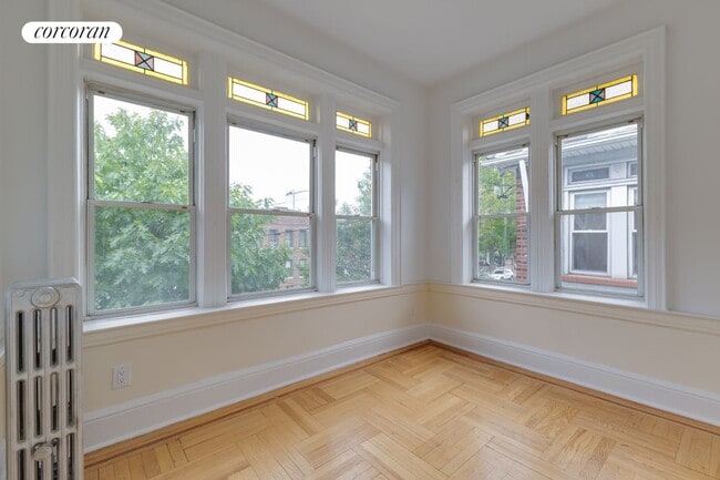Building Photo - 152 E 53rd St