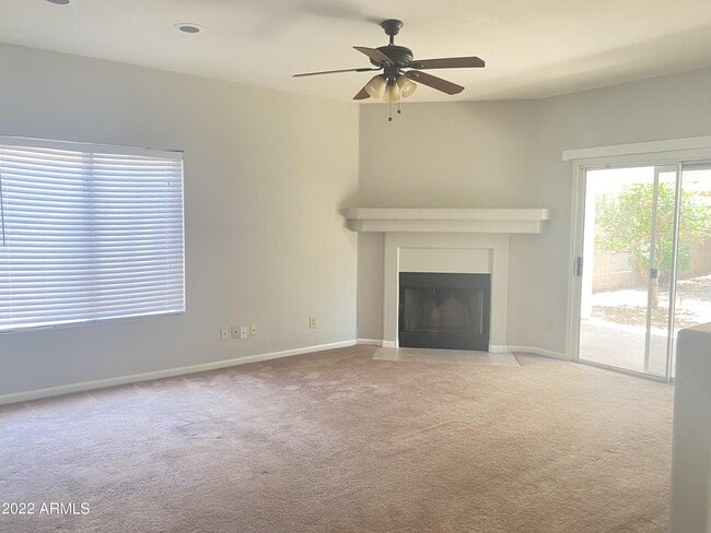 Building Photo - 1515 E Beacon Dr