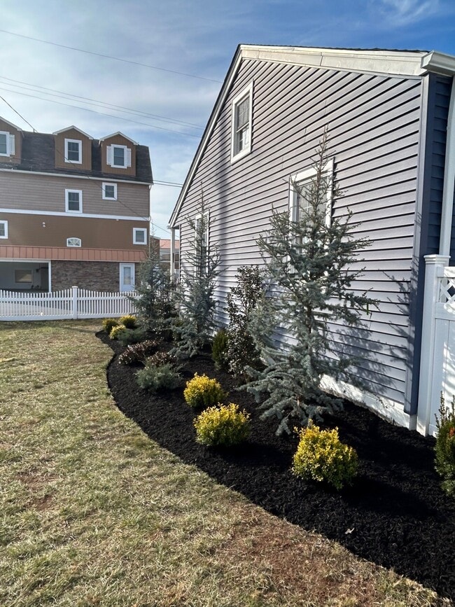 Building Photo - 1 N Overbrook Ave