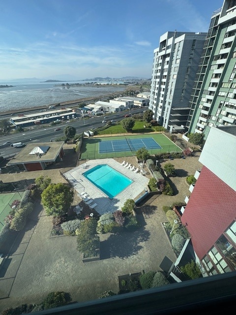 Building Photo - 555 Pierce St