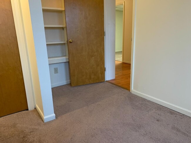 Building Photo - 226 W Michigan Ave