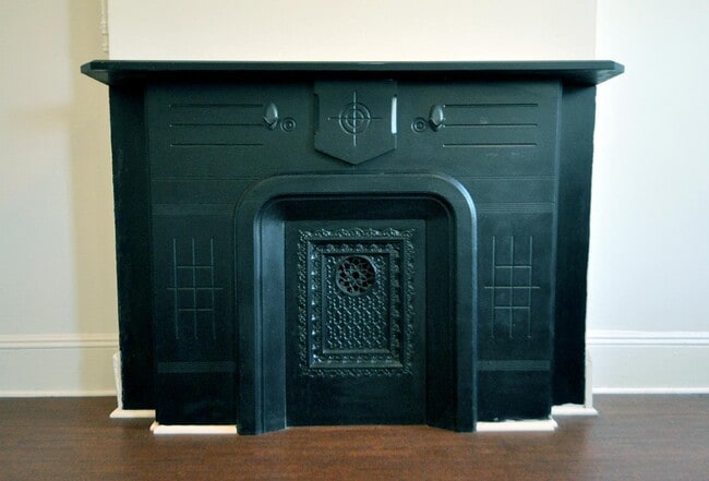 Building Photo - 148A Webster Ave