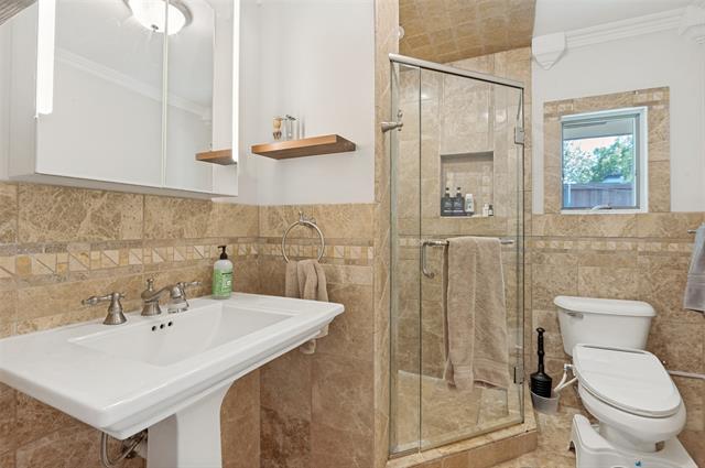 Building Photo - 11224 Pinocchio Dr