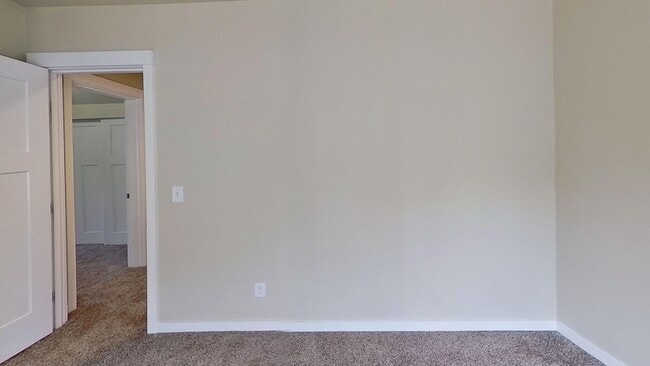 Building Photo - Spacious 3-Bedroom Home with Attached 2-Car Garage, apply today!!