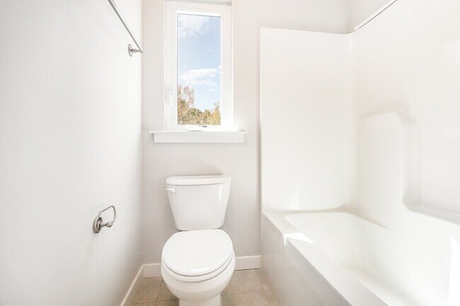 Building Photo - Now Available for Lease – Executive Home i...