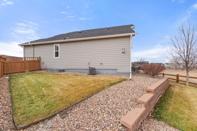 Building Photo - 8344 Coopers Hawk Way