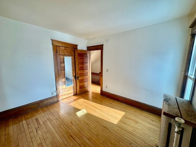 Building Photo - Spacious 3-Bedroom w/ Sundeck & In-Unit Laundry!