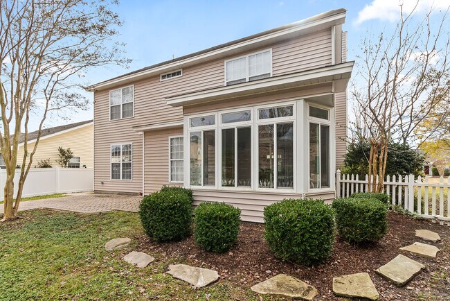 Building Photo - Chadbury House