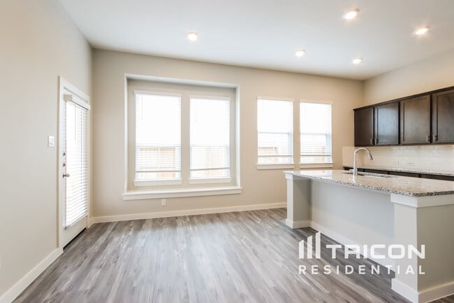 Building Photo - 22822 Terrazzo Dr
