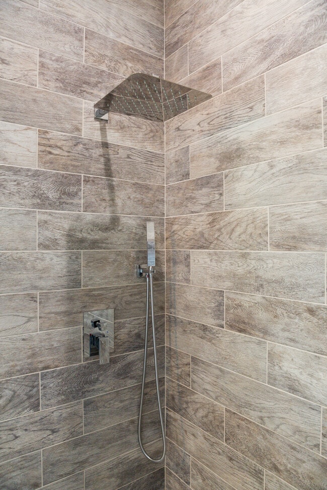 Building Photo - 23113 Erwin St