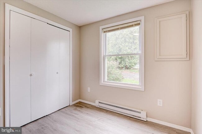 Building Photo - 1863 Johnson Rd