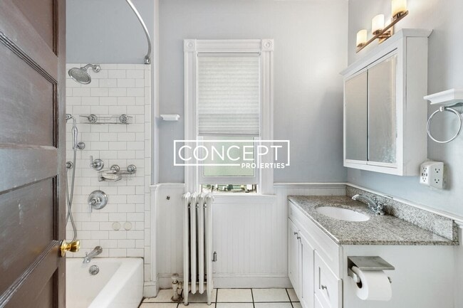 Building Photo - 46 Bromfield Rd