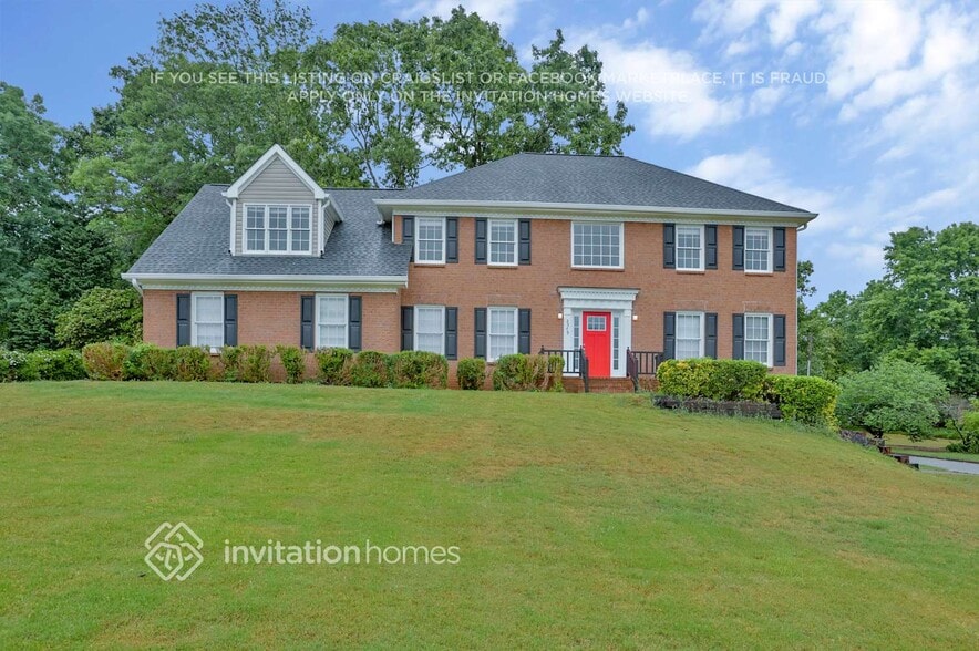 Building Photo - 2579 Hickory Cove SW