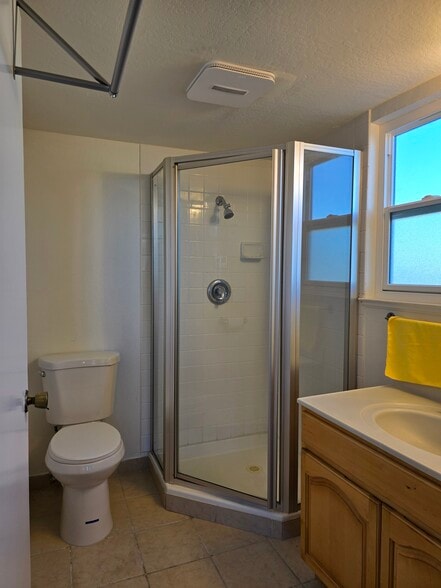 Building Photo - 14583 Doolittle Dr