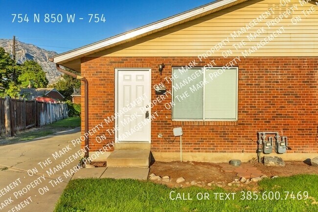 Building Photo - 754 N 850 W St
