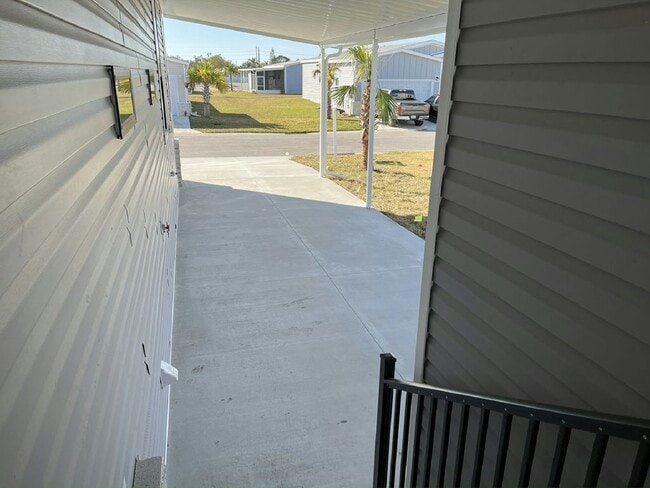 Building Photo - 1662 Coralwood Ln