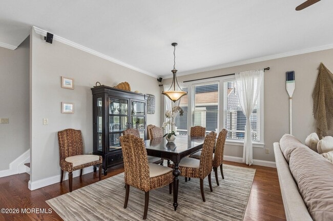 Building Photo - 45 E Pampano Dr