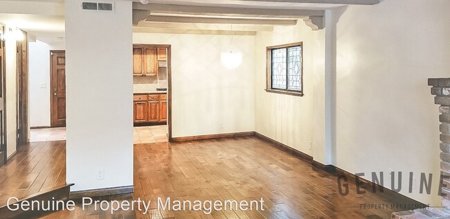 Building Photo - 4 br, 3.5 bath House - 111 Jade Avenue