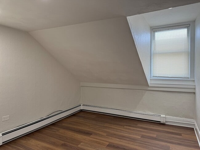 Building Photo - 221 Trenton St