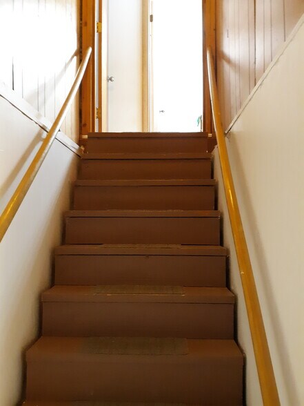 downstairs staircase - 92 Smithfield Rd