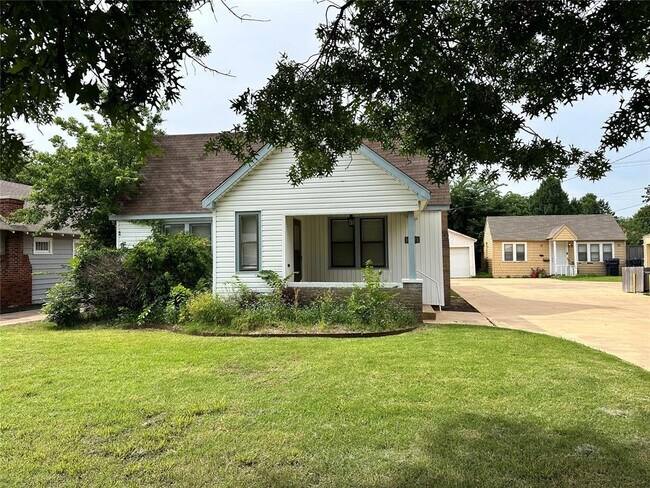 Primary Photo - 2132 NW 29th St