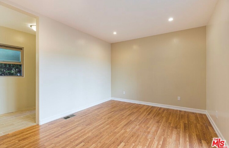 Master bedroom - 8251 W 4th St