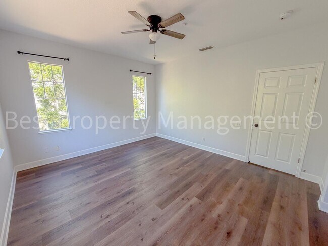 Building Photo - 23010 Canyon Terrace Dr