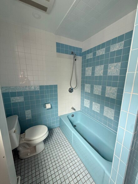 Building Photo - 36 Arbella St