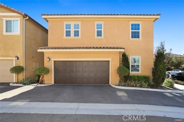 Building Photo - 6050 Rosewood Way