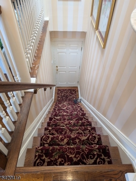 Building Photo - 48 Mt Kemble Ave