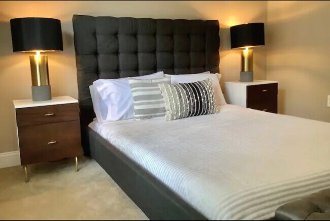 Bedroom #1 - 560 Morgan St NE