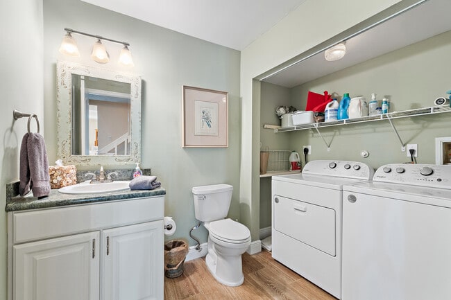 Building Photo - 1420 Ocean Way