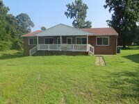 Building Photo - Colonial Heights Virginia