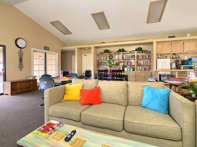 Building Photo - 1 Bedroom, 1 Bath - 55+ Senior Living Community