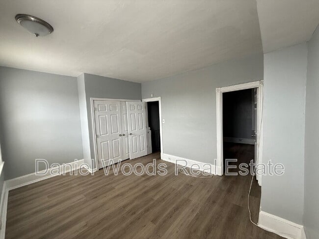 Building Photo - 4277 Mantua Ave