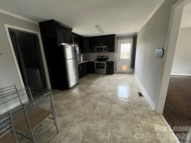 Building Photo - 2122 Boxcar Rd