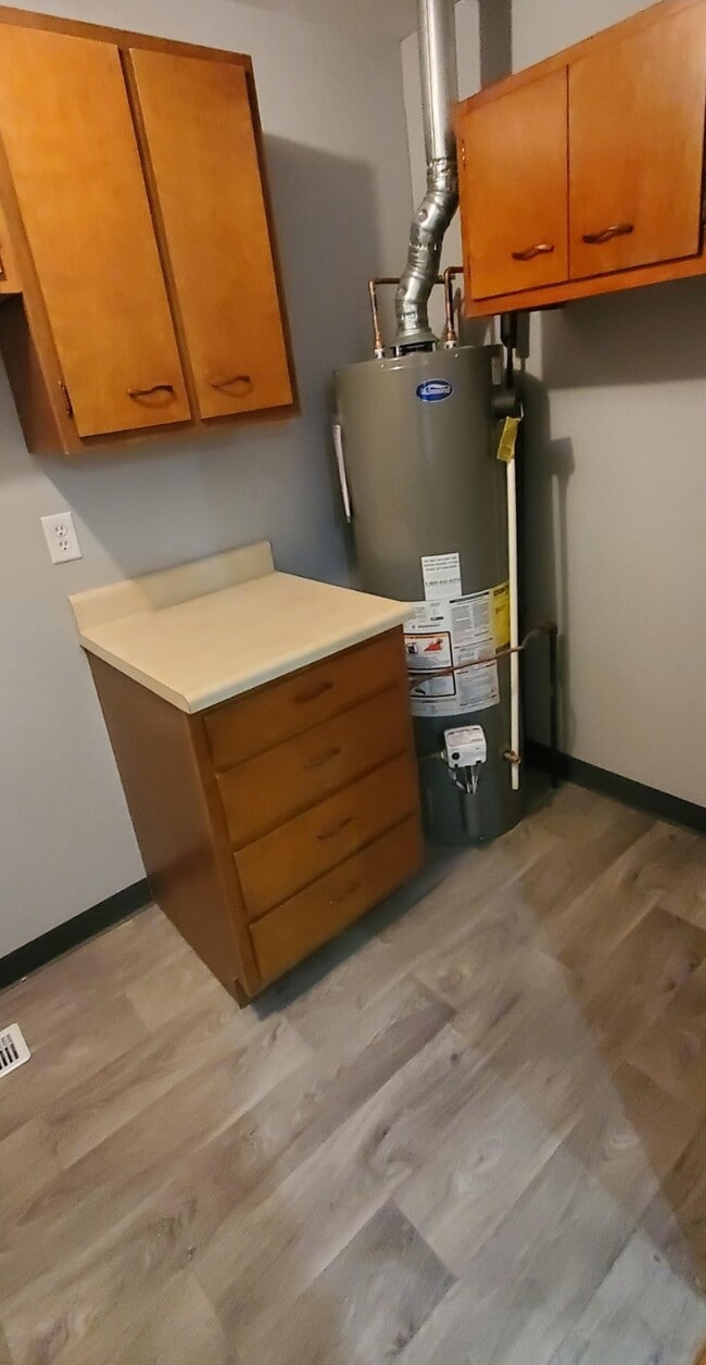 Laundry Room - 1022 S Hancock St