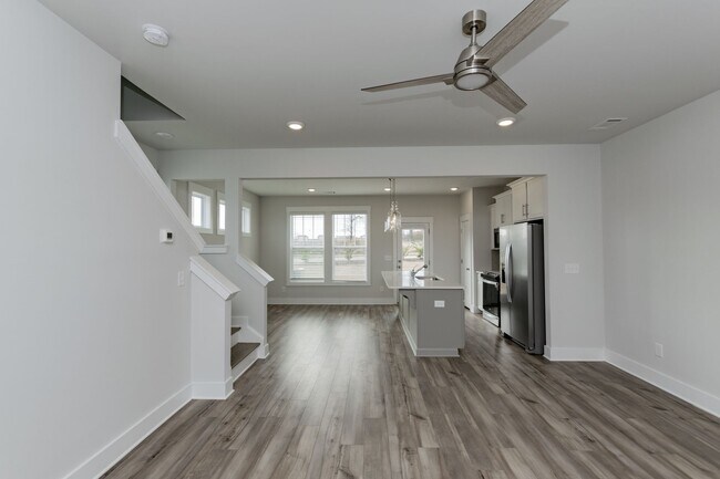 Building Photo - Monte Vista Townhomes