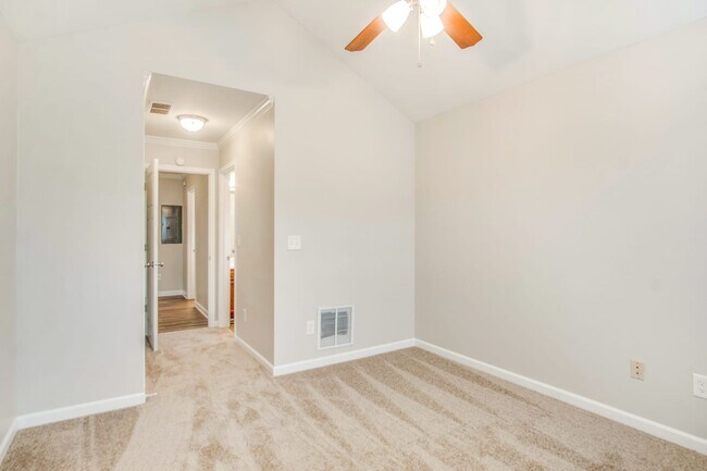 Building Photo - 173 Harwell Rd