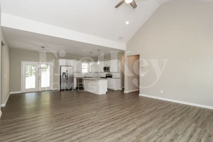 Building Photo - 724 Somersby Dr