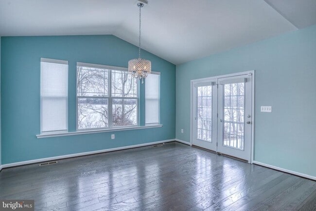 Building Photo - 101 Beaufort Ct