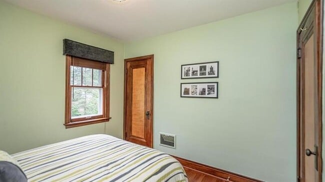 Building Photo - 1205 Miller Ave