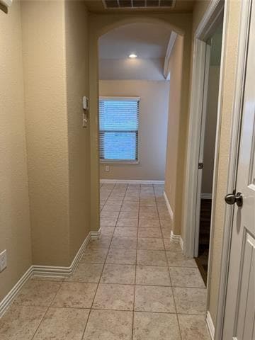 Building Photo - 15917 Alvarado Dr