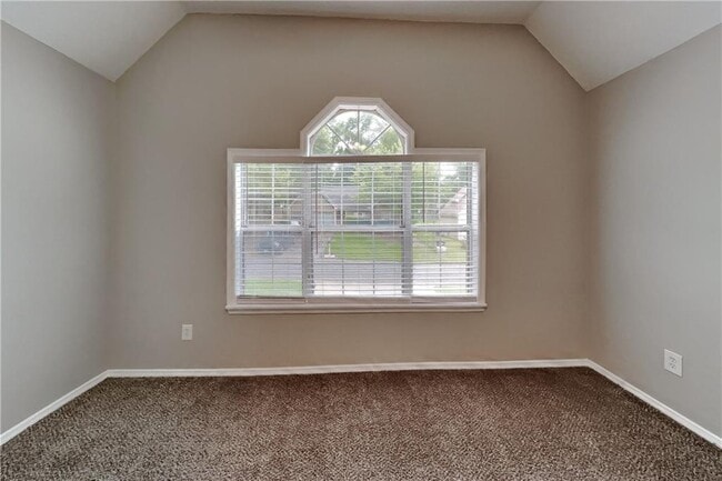 Building Photo - 4015 Sharon Woods Dr