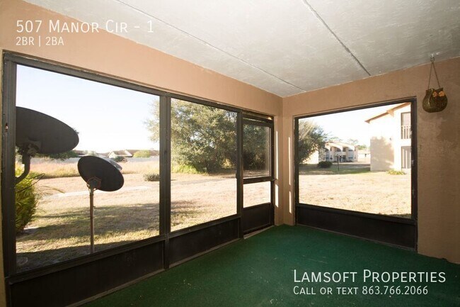 Building Photo - 507 Manor Cir