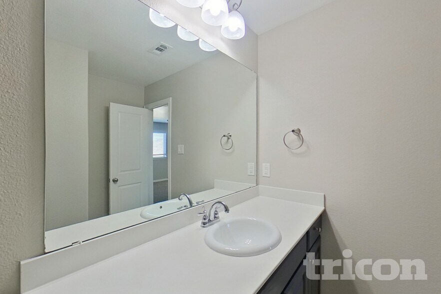 Building Photo - 224 Iron Ore Trail