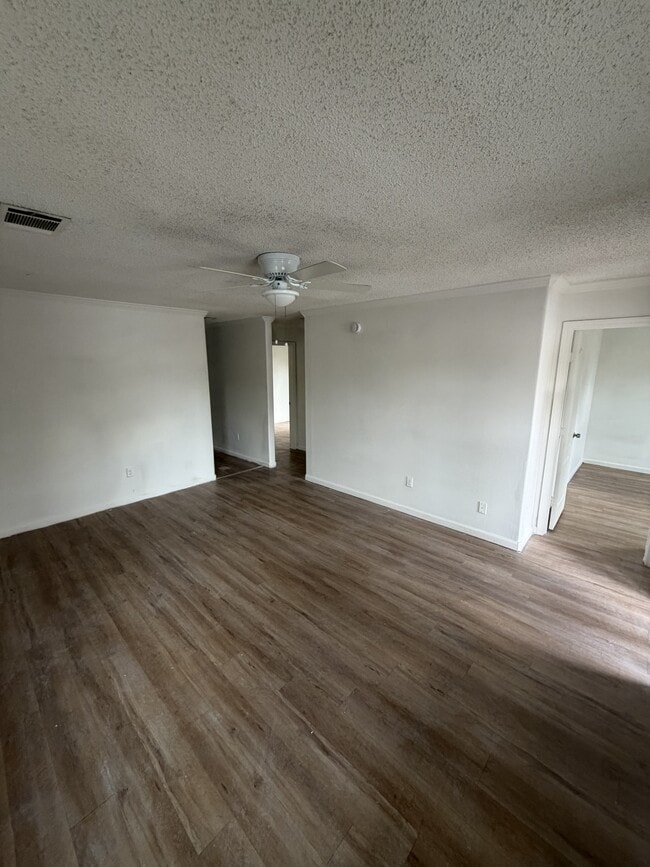 Building Photo - 735 21st St S