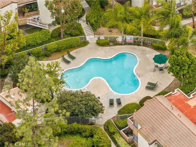 Building Photo - 22886 Hilton Head Dr