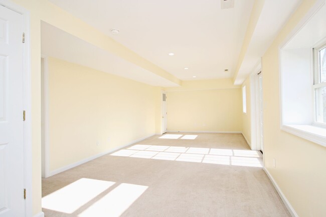 Building Photo - Pet-Friendly N.Albemarle Home on Over 2.5 ...